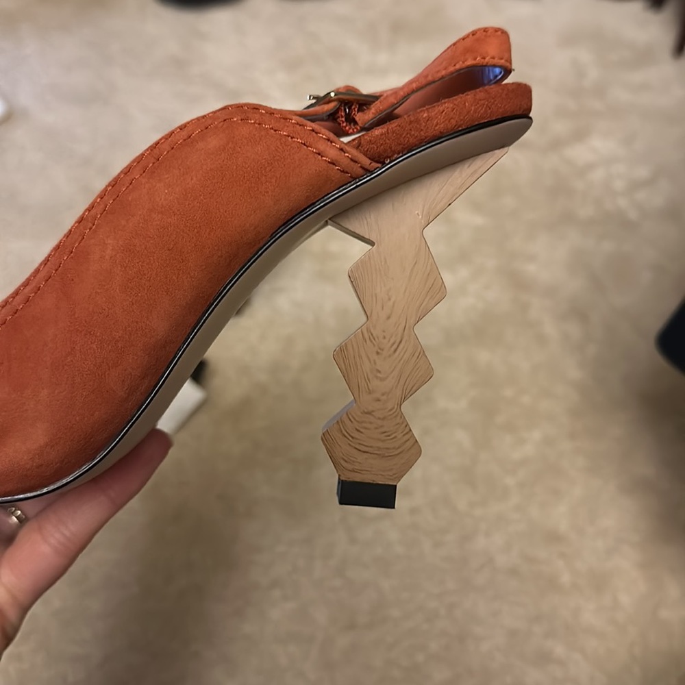 Brand new burnt orange Zara heels with accent heel! - Picture 4 of 4